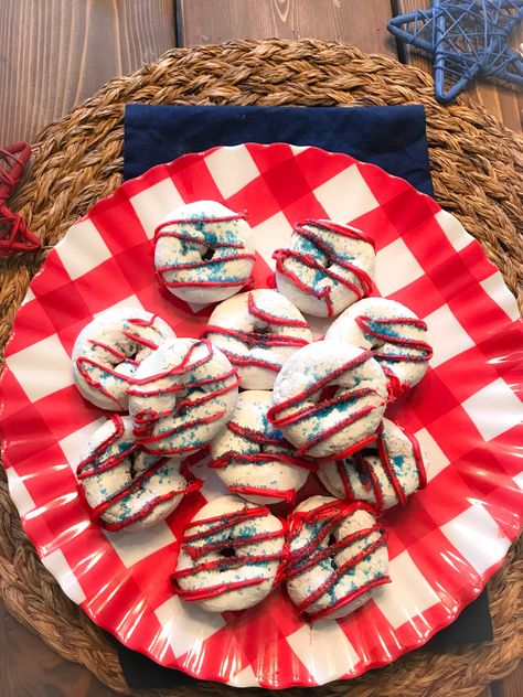 4th of July Breakfast for Kids // Patriotic Breakfast // Summer Breakfast for Kids Fourth Of July Breakfast For Kids, Fourth Of July Crafts For Kids, Summer Breakfast, Fourth Of July Decor, Kids Growing Up, Breakfast For Kids, July Crafts, 4th Of July Wreath, Memorial Day