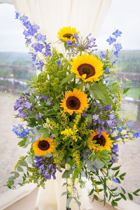 Greenery Centerpieces, Flower Event, Tall Flower Arrangements, Tangled Wedding, Sea Nymph, Lavender Wedding Flowers, Sunflower Centerpieces, Sunflower Arrangements, Greenery Centerpiece