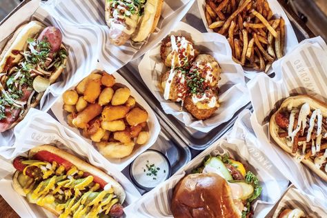 After a long night of partying, sometimes you just need a good meal. Check out these Milwaukee hotspots when it's time to satisfy your fourth-meal craving. Fries Cheese, Pub Grub, Late Night Food, Gastro Pubs, America Food, Eat The Rich, Eating At Night, Long Night, Pub Food