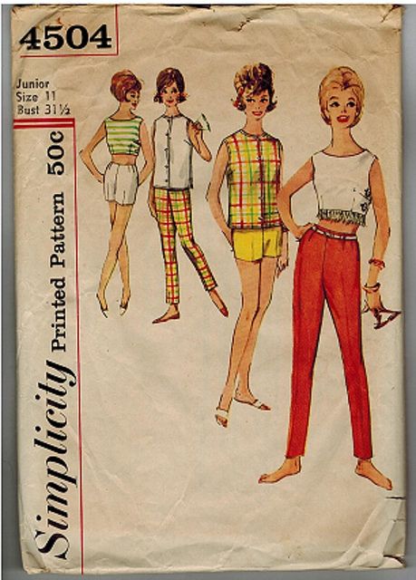 Teen Pants, Vintage Clothes Patterns, 1960 Style, 60s Patterns, Button Crop Top, Belly Shirts, 60s And 70s Fashion, Seventies Fashion, Sixties Fashion