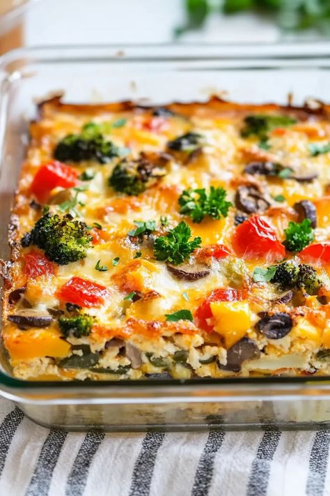 Vegetable Supreme Egg Bake Vegetable Egg Loaf, Vegetarian Egg Bake Casserole, Veggie Egg Bake Casserole, Veggie Egg Casserole Recipes, Egg Vegetable Breakfast, Vegetable Breakfast Casserole, Vegetable Egg Bake, Vegetarian Egg Casserole, Eggs With Vegetables