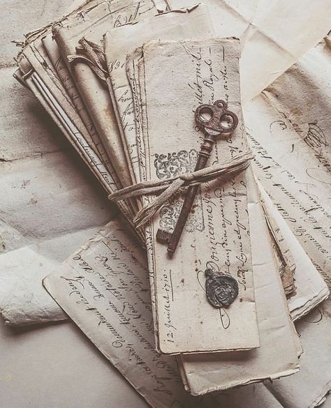 Handwritten Letter Aesthetic, Love Letters Aesthetic, Letters Aesthetic, Old Letters, Aesthetic Letters, Creative Activities For Kids, Handwritten Letters, Fantasy Aesthetic, Dessin Adorable