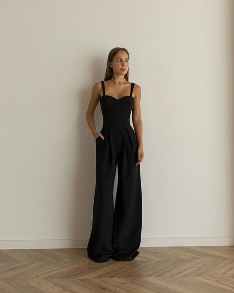 Androgynous Jumpsuit Formal, Graduation Outfit Jumpsuit, Graduation Jumpsuit Outfit, Elegant Jumpsuit Classy, Graduation Jumpsuit, Black Jumpsuit Outfit, Black Pantsuit, 21 Diner, Classy Jumpsuit