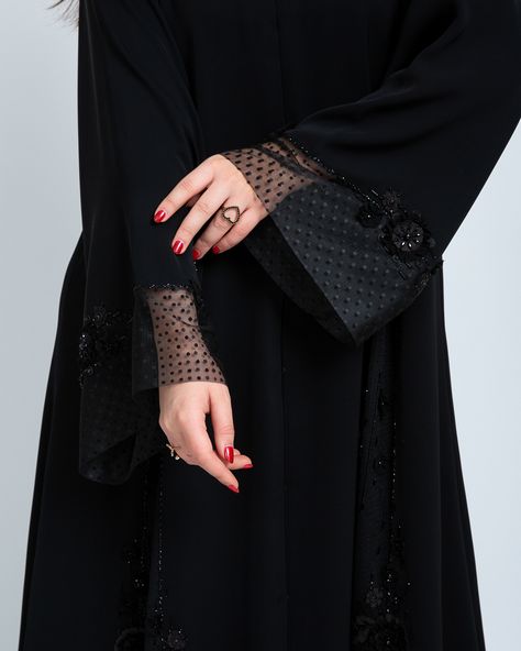 Abaya Fashion Modern, Burkha Designs, Orange Eye Makeup, Islamic Fashion Dresses, Abaya Designs Latest, Abaya Fashion Dubai, Abaya Black, Trendy Suits, Lace Dress Design