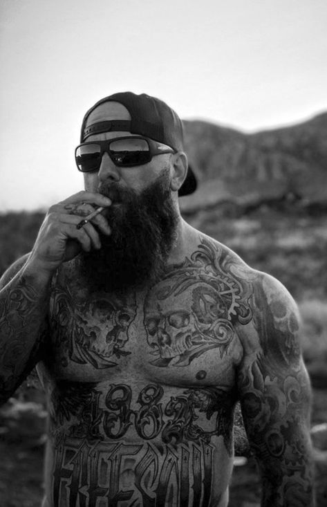 Beard And Tattoos, Big Beards Men, Big Mustache, Biker Photos, Big Beards, Beard Lover, Style Goals, Inked Men, Chili Peppers