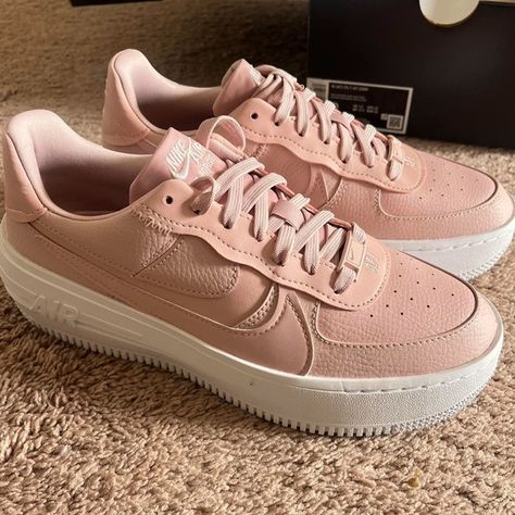 Air force 1 Platform Pink Sneakers Air Force 1 Platform, Nike Shoes Air Force, Pink Sneakers, Size 8 Women, Shoes Brand, Sneaker Shopping, Platform Shoes, Air Force 1, Shoe Brands