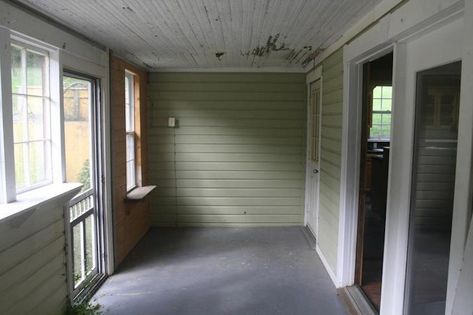 Sun Porch Laundry Room, Huge Laundry Room, Diy Sunroom, 1920 Bungalow, Closed In Porch, Sunroom Makeover, Functional Laundry Room, Small Sunroom, Fixer Upper Home