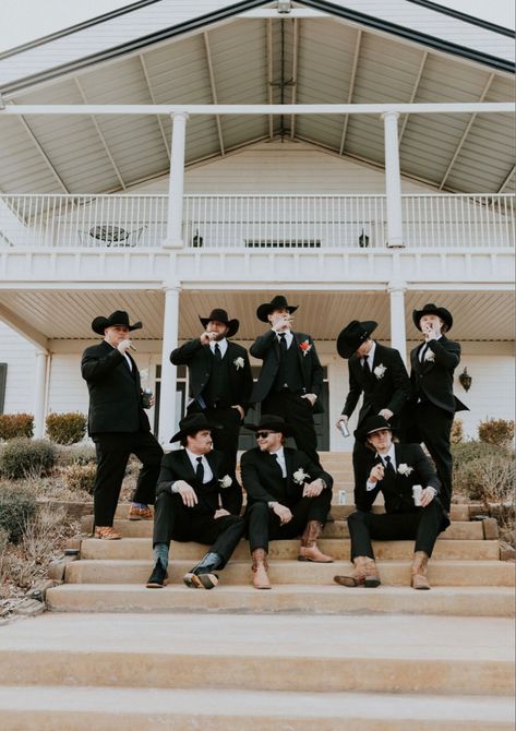 Groomsmen cigar photos Groomsman Game Day Photos, Groomsmen Photos With Cigars, Grooms Men Photos, Groomsman Photos, Groomsmen Photo Ideas, Groomsmen Wedding Photos, Groomsmen Photo, Groomsmen Photos, Pin Boards