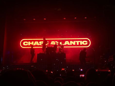 #concertphotography #chaseatlantic Chase Atlantic Pc Wallpaper, Wallpaper Notebook, Cold Nights, Wallpaper Dekstop, Concert Photography, Red Wallpaper, Red Aesthetic, Wallpaper Pc, Desktop Wallpaper