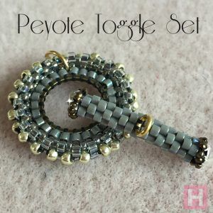 Bead Bracelets Tutorial, Beaded Clasp, Beaded Toggle Clasp, Seed Bead Bracelets Tutorials, Bracelets Tutorial, Beadwork Bracelet, Beads Design, Duo Beads, Beaded Bracelets Tutorial