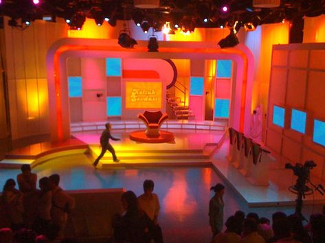 Set Theatre, Spongebob Musical, Madama Butterfly, Cooking Theme, Tv Set Design, Tv Studio, Television Set, 90s Tv, Tv Set