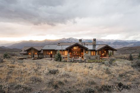 Tuhaye Mountain Retreat — CAMEO HOMES Mountain Architecture, Ranch House Exterior, Canyon Ranch, Montana Homes, Ranch Exterior, Rustic Exterior, Western Homes, Colorado Homes, Mountain Homes