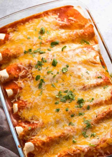 Chicken Enchiladas How To Make Enchiladas, Tin Eats, Southwest Recipes, Tin Recipes, Chicken Tikka Masala Recipes, Savory Foods, Homemade Enchiladas, Recipetin Eats, Recipe Tin