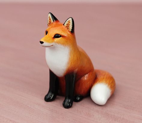 Sitting animals – byrdis Clay Fox, Ceramic Fox, Fox Figurine, Fox Decor, Clay Animals, Ceramic Animals, Clay Art Projects, Fox Art, Painting Wallpaper