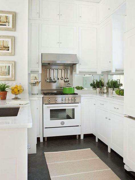 Budget-Wise Decision (love the white front oven) White Stove, Small White Kitchens, All White Room, Interior Dapur, Herringbone Backsplash, White Appliances, All White Kitchen, Ideas Hogar, Compact Kitchen