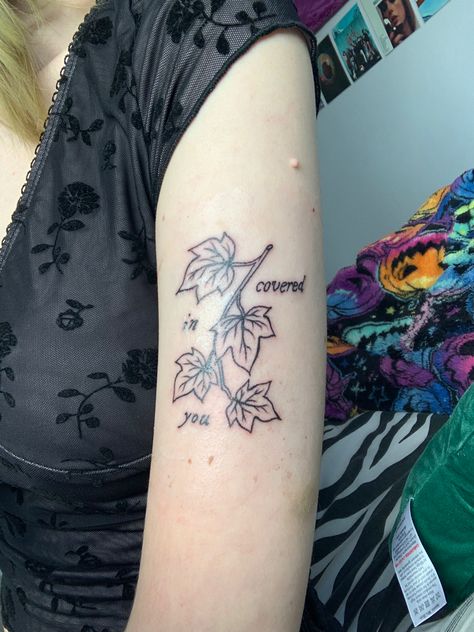 Taylor Swift Ivy Tattoo, Ivy Taylor Swift Tattoo, Taylor Swift Ivy, Evermore Tattoo, Swift Tattoo, Ivy Tattoo, Taylor Swift Tattoo, Tattoo Inspo, I Tattoo