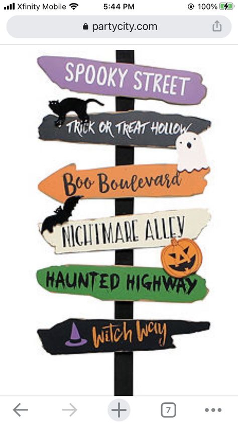 Festive Halloween Decor, Halloween Yard Signs, Decorate For Halloween, Creepy Carnival, Halloween Party Props, Fun Halloween Decor, Halloween Sign, Directional Signs, Halloween Party Themes