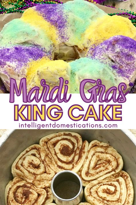 cinnamon roll King Cake Easy King Cake Recipe, Easy King Cake, Cake Monkey, King Cake Bites, Mardi Gras Desserts, King Cake Recipe Easy, Mardi Gras Recipes, King Hawaiian Rolls, King Cake Recipe