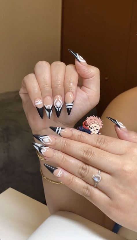 Tengen Nail Art, Anime Nails Art Jujutsu Kaisen, Jujutsu Kaisen Nails Acrylic, Black Clover Nails Anime, Jujitsu Kaisen Nail Art, Sukuna Nails Acrylic, Anime Nail Ideas Jujutsu Kaisen, Sakuna Jujutsu Nails, Sukuna Nail Ideas