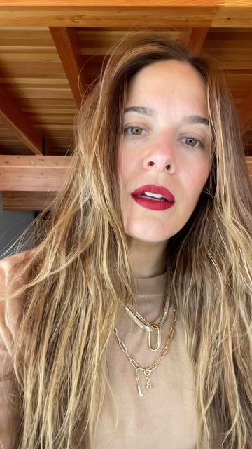 Jenna Menard on Instagram: "that lip pro tip• go bold and own it products linked in story and bio @violette_fr #lipstick #redlips #boldlip #liplook #violettefrmakeup #redlipstick" Jenna Menard, Pro Tip, Bold Lips, Own It, Beauty Inspiration, Red Lips, Lips, Makeup, Hair