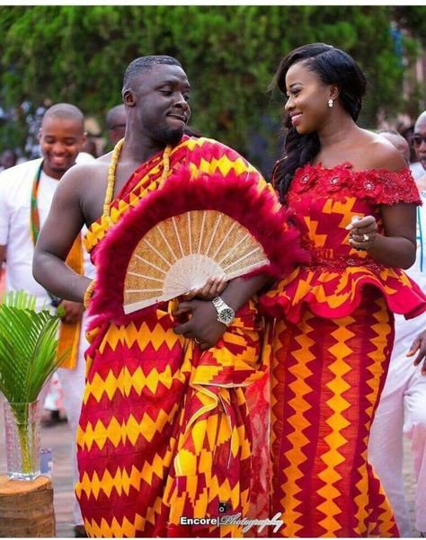 Kente styles for men Ghana Engagement, Ghana Traditional Wedding, Ghanaian Wedding, Ghana Wedding, African Wedding Attire, Mens Wedding Attire, Kente Dress, Traditional Weddings, Traditional Wedding Attire