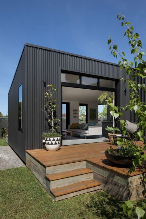 Brunswick Extension by ArchiBlox (via Lunchbox Architect) Steel Houses, House Cladding, Shed House, Barndominium Floor Plans, Houses Architecture, Shed Homes, Building A Shed, Container House Design, Granny Flat