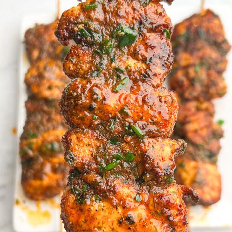 Buffalo Ranch Chicken Skewers - Bad Batch Baking - Restaurant Copycat Recipes & Family Favorites Buffalo Dry Rub, Easy Chicken Tetrazzini, Seasoned Broccoli, Buffalo Ranch Chicken, Dry Rub For Chicken, Family Favorite Recipes, Homemade Ranch Seasoning, Buffalo Ranch, Skewer Recipes