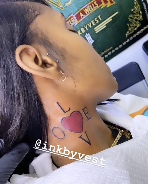 Side Neck Tattoos Women, Cute Tattoos With Meaning, Girl Thigh Tattoos, Cute Matching Tattoos, Girl Neck Tattoos, Side Neck Tattoo, Cute Couple Tattoos, Neck Tattoos Women, Black Girls With Tattoos