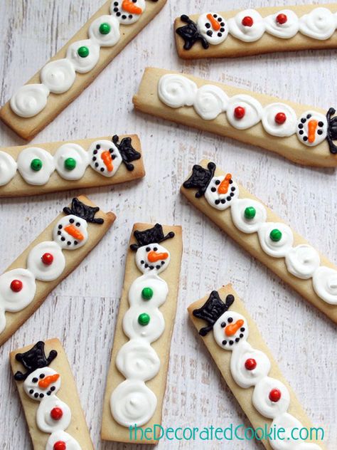 Snowman cookie sticks Christmas Cookie Sticks, Christmas Cookies Kids, Cookie Recipes For Kids, Snowman Cookie, Cookie Sticks, Winter Carnival, Easy Christmas Cookie Recipes, Easy Christmas Treats, Snowman Cookies