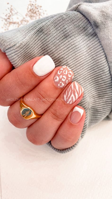 Bare Nails With Design, White Animal Print Nails, Sns Nails Designs, Cheetah Nails, Sassy Nails, Christmas Gel Nails, Classy Acrylic Nails, Animal Print Nails, Nail Tattoo