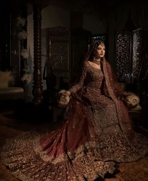 Lavender Indian Wedding Dress, Black Asian Wedding Dress, Orange Pakistani Bridal Dress, Desi Bridal Outfits, Dark Red Wedding Lehenga, Pakistani Baraat Dresses, Baraat Aesthetic, Pakistani Wedding Dresses Bridal Lehenga Red, Red Wedding Dress Pakistani