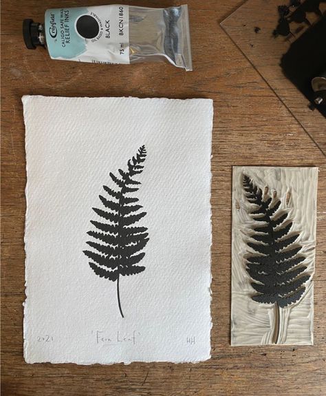 Fern Block Print, Fern Lino Print, Leaf Lino Print, Fern Linocut, Lino Cut Ideas, Block Printing Ideas, Lino Print Ideas, Lino Print Pattern, Linocut Printing