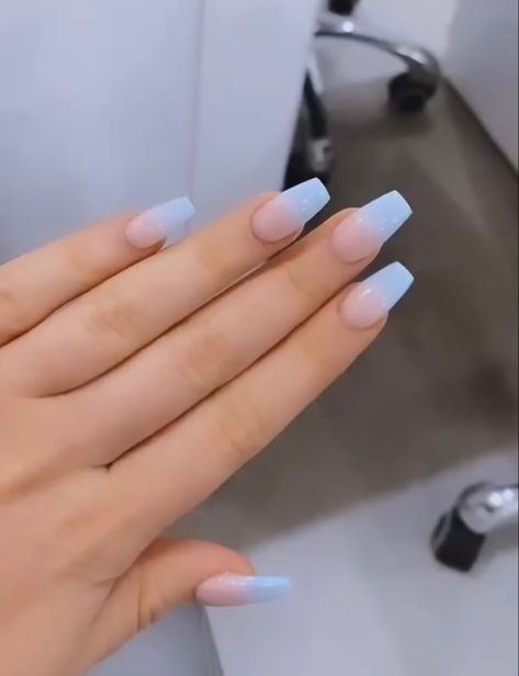 Basic Light Blue Nails, Summer Acrylic Nails Light Blue, Cute But Basic Nails, Medium Size Nails Acrylic Blue, Light Blue Coffin Nail Ideas, Cute Acrilyc Nail Ideas, Sky Blue And White Nails, Sky Blue Nails Acrylic, Light Baby Blue Nails