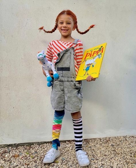 Diy Character Costumes, Bookweek Costumes, Scary Kids Halloween Costumes, Funny Kid Halloween Costumes, Book Week Costume Ideas, Easy Book Week Costumes, Diy Girls Costumes, Book Characters Dress Up