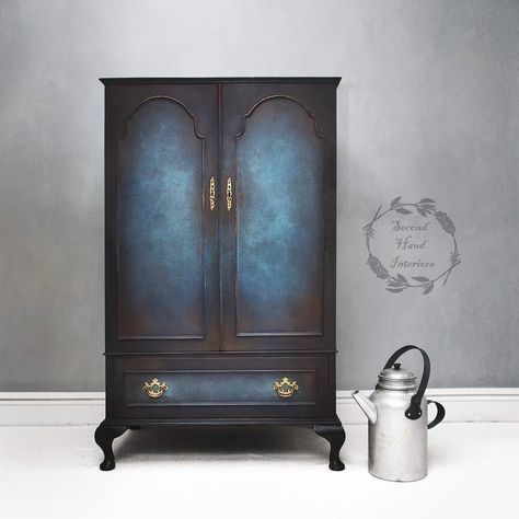 Annie Sloan Athenian Black, Blue Painted Furniture, Chalk Paint Projects, Dark Wax, Drinks Cabinet, Annie Sloan Chalk Paint, Hand Painted Furniture, Back To Life, Paint Stain