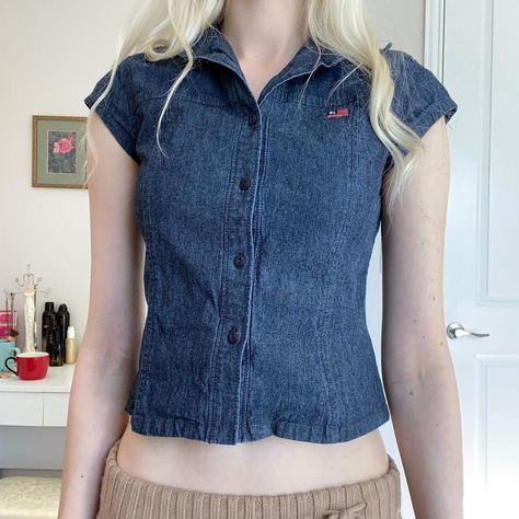 Polo Top Outfit, Rl Logo, Downtown Outfits, Fashion Themes, Hadid Style, Ralph Lauren Denim, Vintage Polo Ralph Lauren, Cute Comfy Outfits, Button Up Top