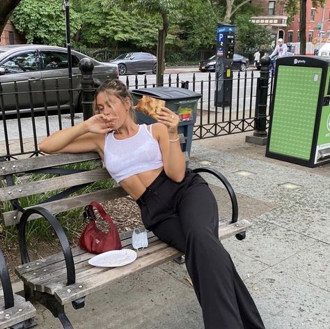 Nyc Summer, Nyc Girl, Brooklyn Baby, City Vibe, Instagram Photo Inspiration, How To Pose, Fashion Killa, New Yorker, Fitness Inspo