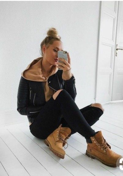 Timberland Outfits Women, Spring Fashion Outfits Casual, Spring Time Outfits, Timberland Boots Outfit, Timberland Outfits, Fall Fashion Coats, Timberland Boots Women, Perfect Fall Outfit, Estilo Country