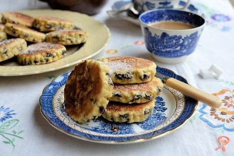 Traditional Welsh Cakes New Year Food Traditions, Welsh Cakes Recipe, New Year Food, Welsh Cakes, Welsh Recipes, Mug Cake Microwave, Great British Chefs, Griddle Cooking, New Year's Food