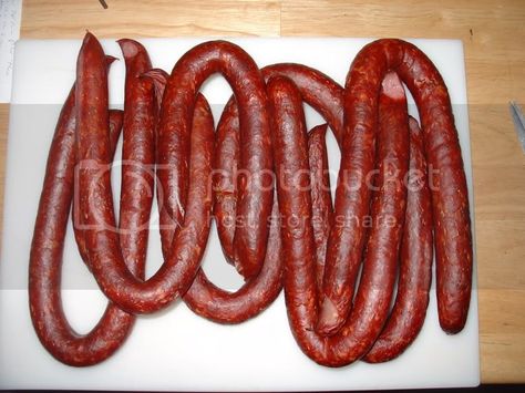 Deer Recipes Venison, Homemade Summer Sausage, Recipes Venison, Smoked Kielbasa, Venison Sausage Recipes, Kielbasa Recipe, Venison Sausage, Deer Food, Meat Sticks