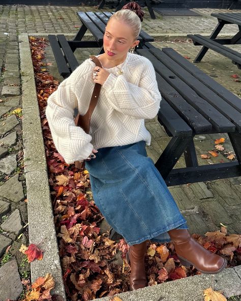 oh we are feeling autumnal 🍂🍁 Cream Ruffle Skirt Outfit, Fall Fashion 2024 Aesthetic, Boots And Midi Skirt Outfit, Autumn Country Outfits, Cute Winter Outfits 2024, Winter Church Fits, Fall Church Fits, Mom Thanksgiving Outfit, Modest Church Outfits Winter