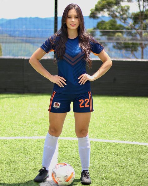 All Posts • Instagram Soccer Uniforms, Anne Shirley, Womens Football, Womens Soccer, Football Wallpaper, Jenna Ortega, Soccer Players, Beauty Women, Soccer