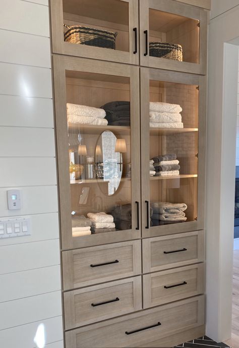 Bathroom Linen Cabinet With Drawers, Towel Shelving In Bathroom, Built In Dresser In Bathroom, Bathroom Cabinets Floor To Ceiling, Closets In Bathroom Master, Bathroom Built Ins Storage, Tall Bathroom Cabinet Ideas, Bathroom Cabinets Built In, Master Linen Cabinet