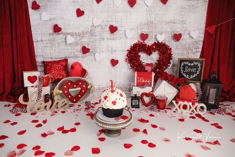 Twin Valentine Cake Smash | Newington, CT – Flash Lady Photography Lady Photography, Custom Signature, Valentine Cake, Newborn Photoshoot, Christmas Settings, Cake Creations, Special Birthday, Photography Women, In The Studio