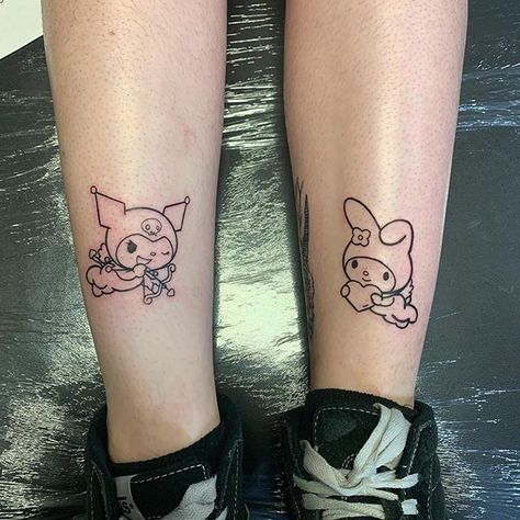 Matching Tattoos For Siblings, Kuromi And My Melody, Maching Tattoos, Cute Thigh Tattoos, Cute Henna Tattoos, Hello Kitty Tattoos, Kawaii Tattoo, Bff Tattoos, Парные Тату