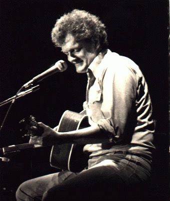 Born December 7, 1942 Harry Chapin’s string of 1970s hits included “Taxi,” “WOLD,” and “Cat’s in the Cradle.” Many of his songs were autobiographical or based on real people and events. Chapin devoted much of his time, talent, and earnings to alleviating hunger and other charitable causes but died at 38 in a traffic accident. Submitted by Roger Keehner Image by Cindy Funk, CCA 2.0 Generic via Wikimedia Commons. Harry Chapin, Traffic Accident, The Cradle, Event Program, Cat S, Cultural Events, December 7, Great Stories, Real People