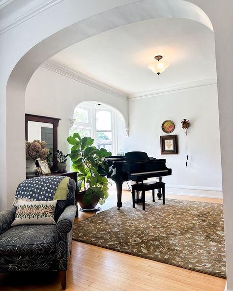 Did someone say 2-flat⁉️ This beauty oozes with boho vintage Victorian vibes, from its elegant double parlor (yes, it’s big enough for your baby grand 🎹) to its timeless built-ins. 🛋️ Picture yourself unwinding in a sunlit living room, 🥂 hosting dinner parties in a formal dining room filled with character, and creating culinary masterpieces in a kitchen that perfectly blends old-school charm with modern updates. 🤩 Every nook and cranny whispers ‘home sweet home’—who’s ready to fall in love? 🥰... Double Parlor, Victorian Vibes, Historic Homes For Sale, Hosting Dinner, Chicago Real Estate, Host Dinner Party, Chicago Suburbs, Oak Park, Park Homes