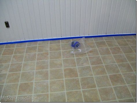 how to paint vinyl flooring - can't wait to cover up the ugly linoleum in the kitchen!! Paint Vinyl Flooring, Roll Vinyl Flooring, Painted Vinyl Floors, Paint Vinyl, Kitchen Vinyl, Vinyl Floors, Cardboard Crafts Diy, Painted Vinyl, Diy Stairs