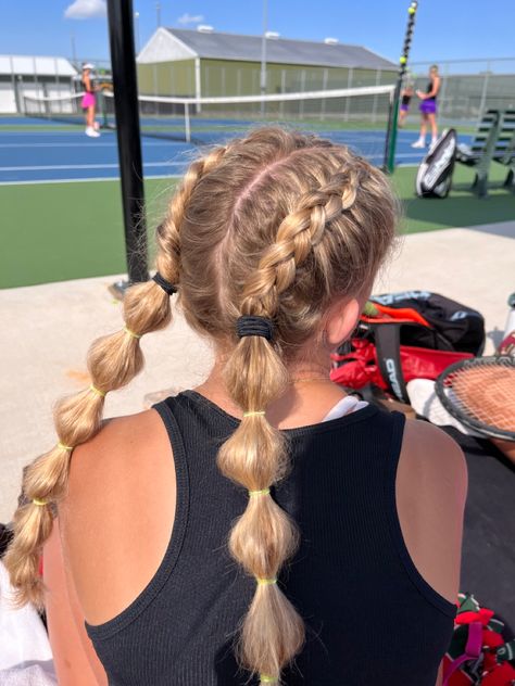 Different Ponytail Styles, Track Meet Hairstyles, Meet Hairstyles, Athletic Hair, Tennis Hairstyles, Tennis Hair, Ideas For Parties, Running Hairstyles, Soccer Hairstyles