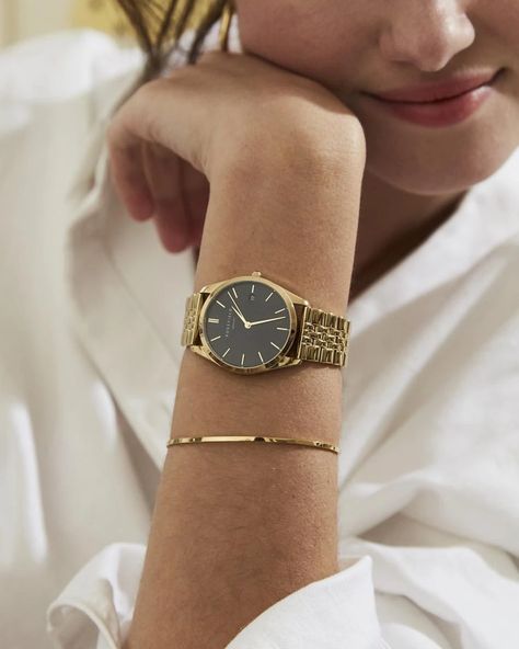 The Ace Watches Collection | Rosefield | Official website Black And Gold Watch, Classy Watch, Fancy Watches, Vintage Watches Women, Athleisure Trend, Gold Watches Women, Womens Watches Luxury, Rose Gold Watches, Watches Women Fashion